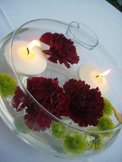 floating candles and flowers centerpiece